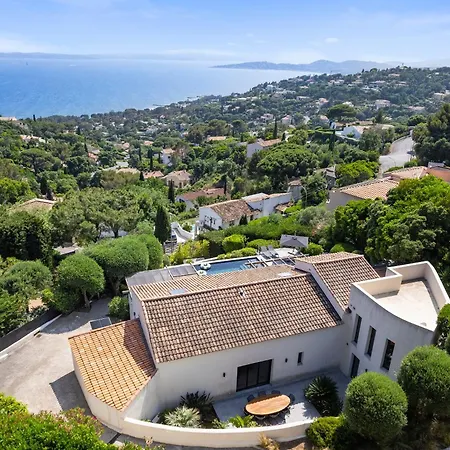 Serenite Marine - 14p Avec Piscine Дом отдыха