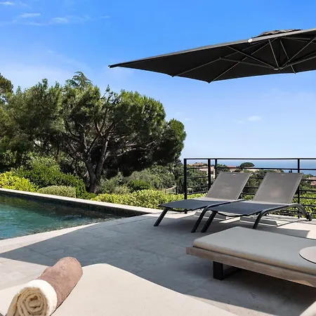 Serenite Marine - 14p Avec Piscine بيت للعطل *